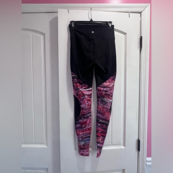Lululemon Athletica Black and Pink Geometric Leggings - Picture 3 of 5